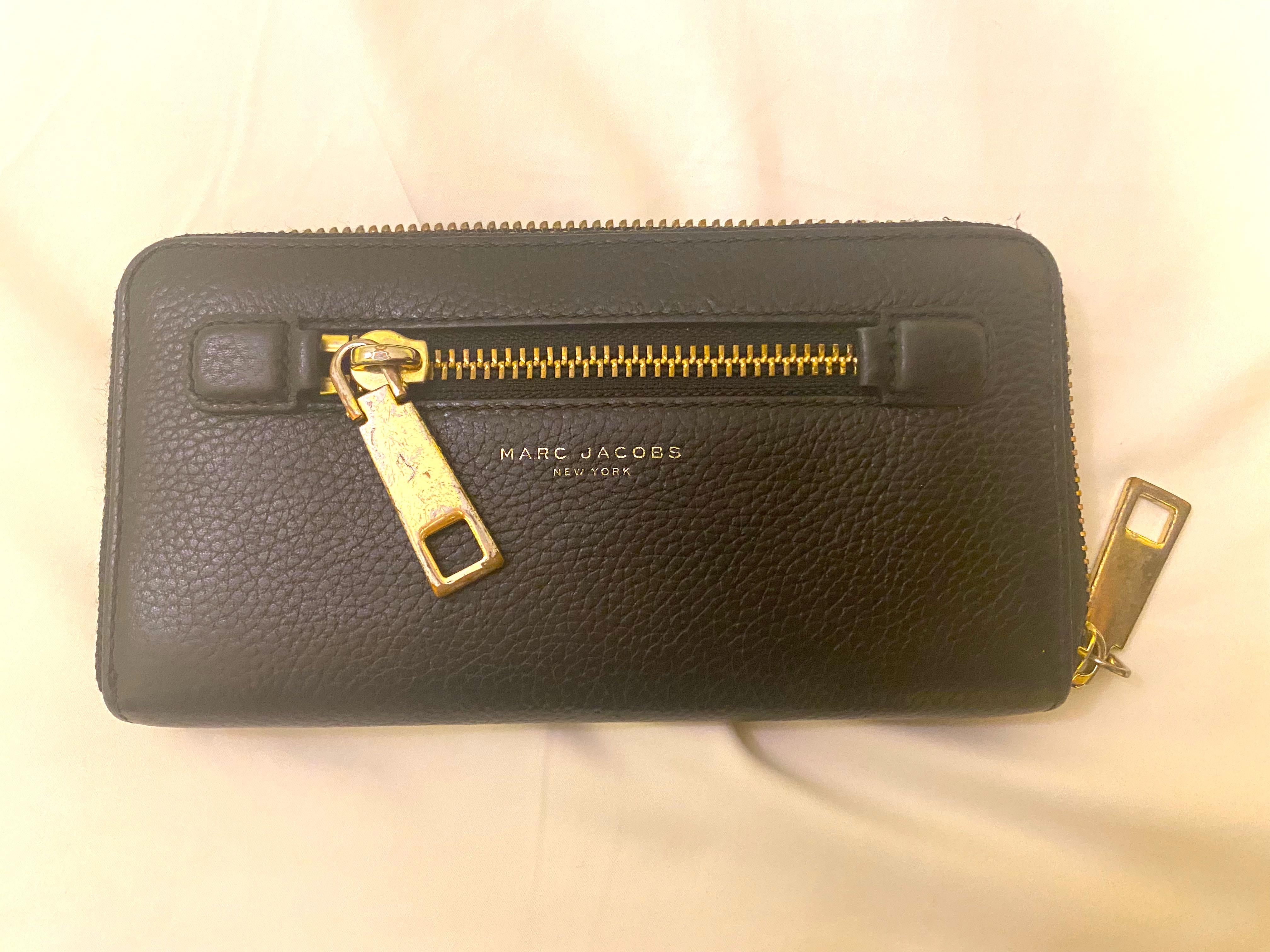 Marc Jacobs black long wallet, 名牌, 手袋及銀包- Carousell