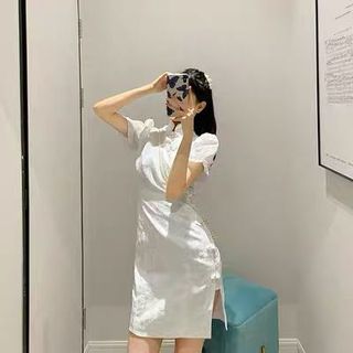 (Category: ) located in . Submitted by noellacheng (Listing ID 1139558675, Image 1). Description: .