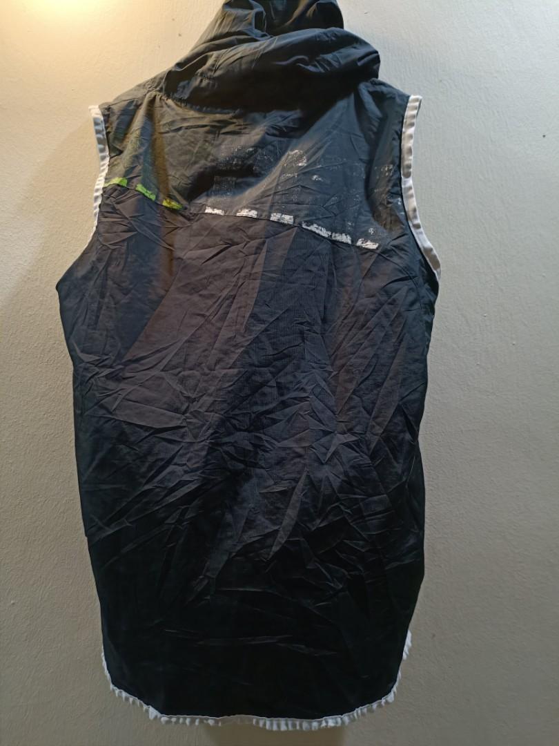 Nike air outlet sleeveless hoodie