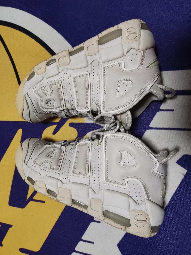 nike uptempo bone