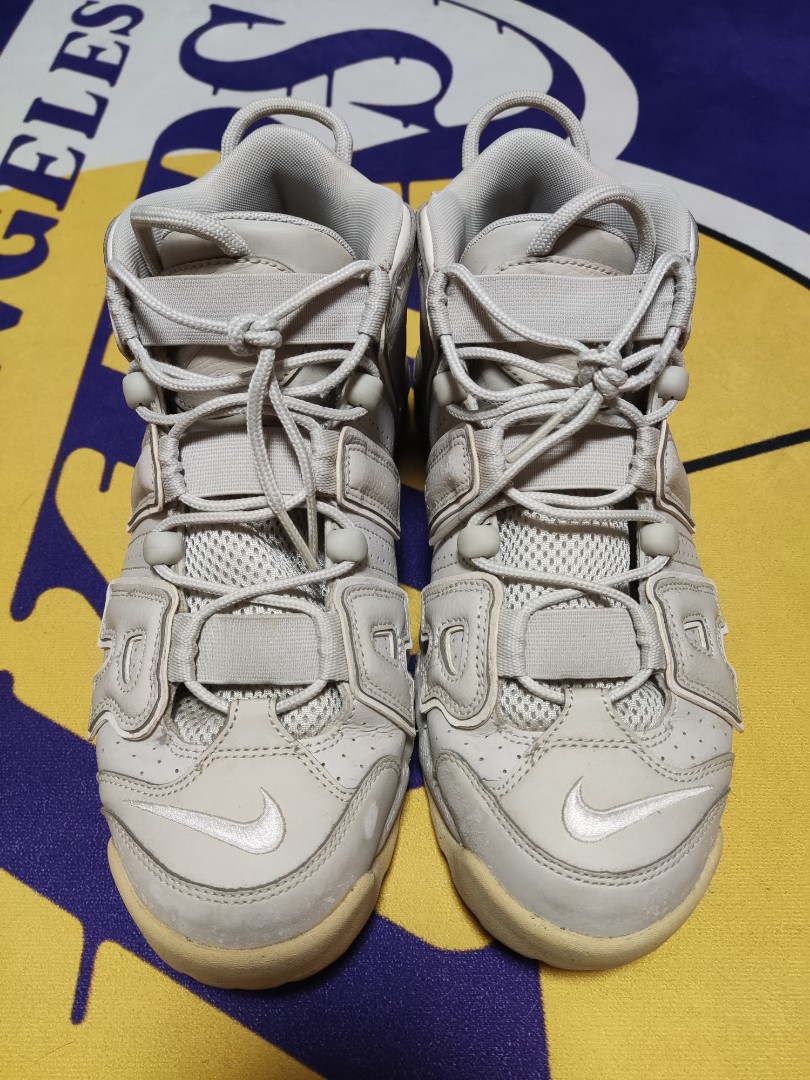 nike uptempo bone