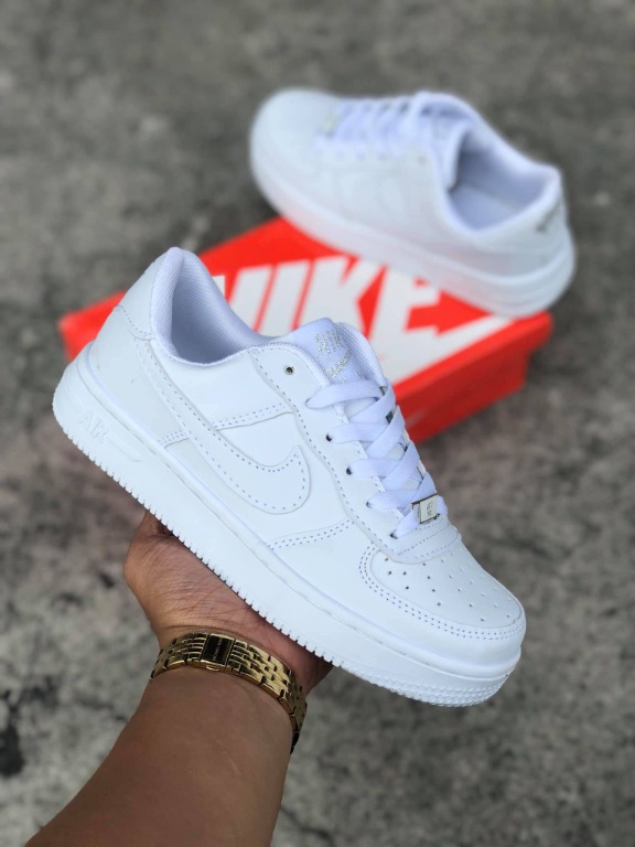 Nike pure white shoes clearance