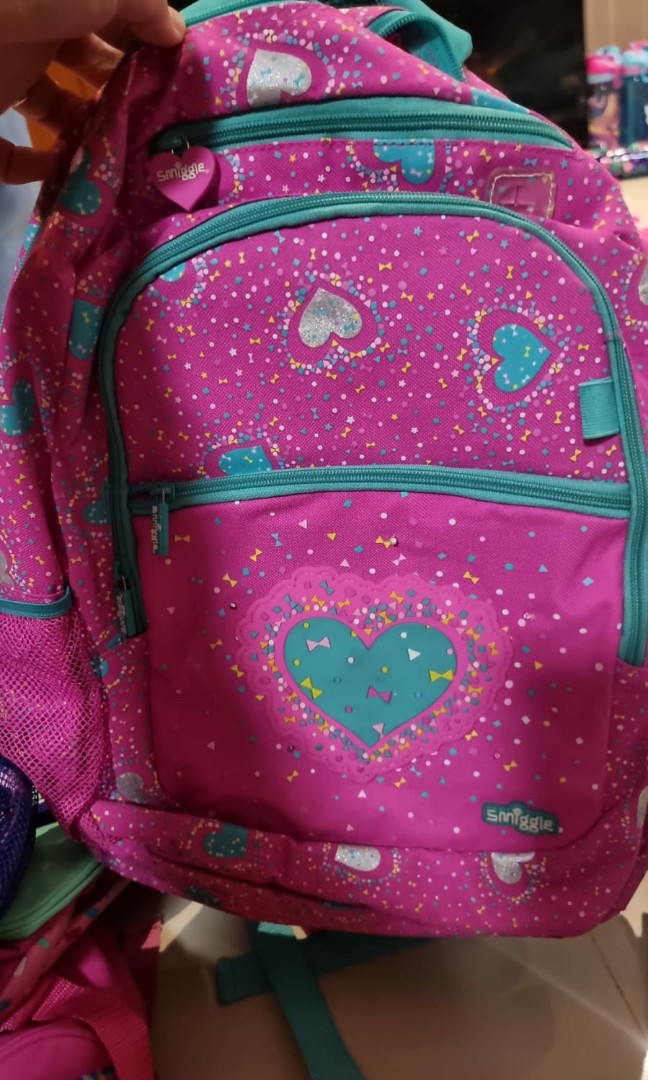 smiggle pink bag