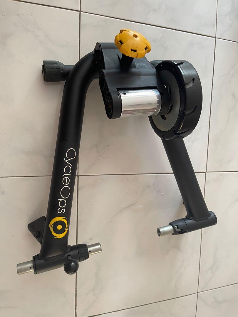Saris CycleOps Indoor Bike Trainer Sports Equipment Exercise Fitness Cardio Fitness Machines on Carousell
