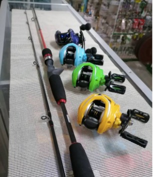 LURE KILLER / KUSA - Set of Pulleys With Rods, ARENA, 6 Feet, 2 Pieces,  Pulleys LUREKILLER / KUSA, Sports Equipment, Fishing on Carousell