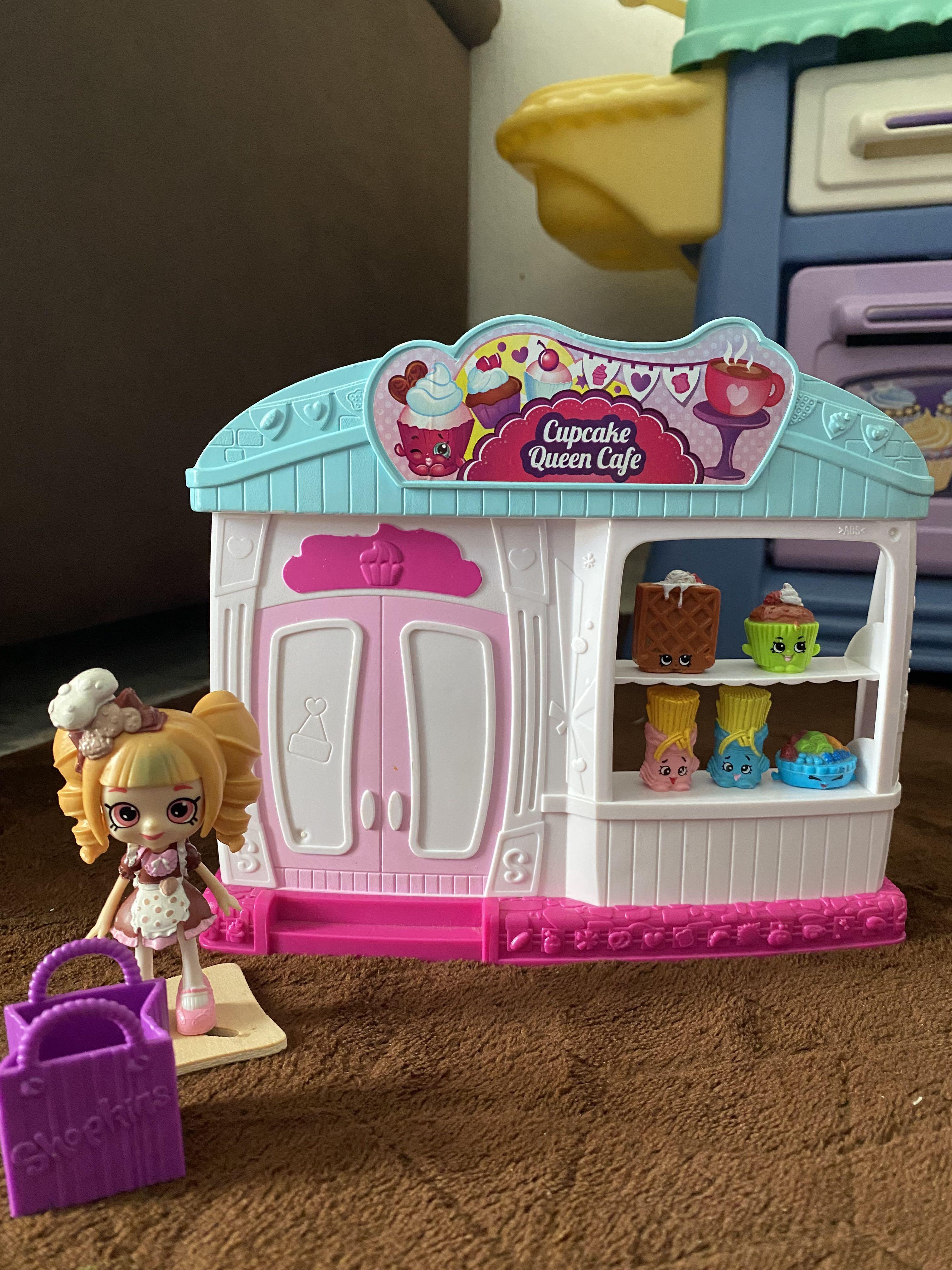 Shopkins Cupcake Queen Cafe, Hobbies & Toys, Toys & Games on Carousell