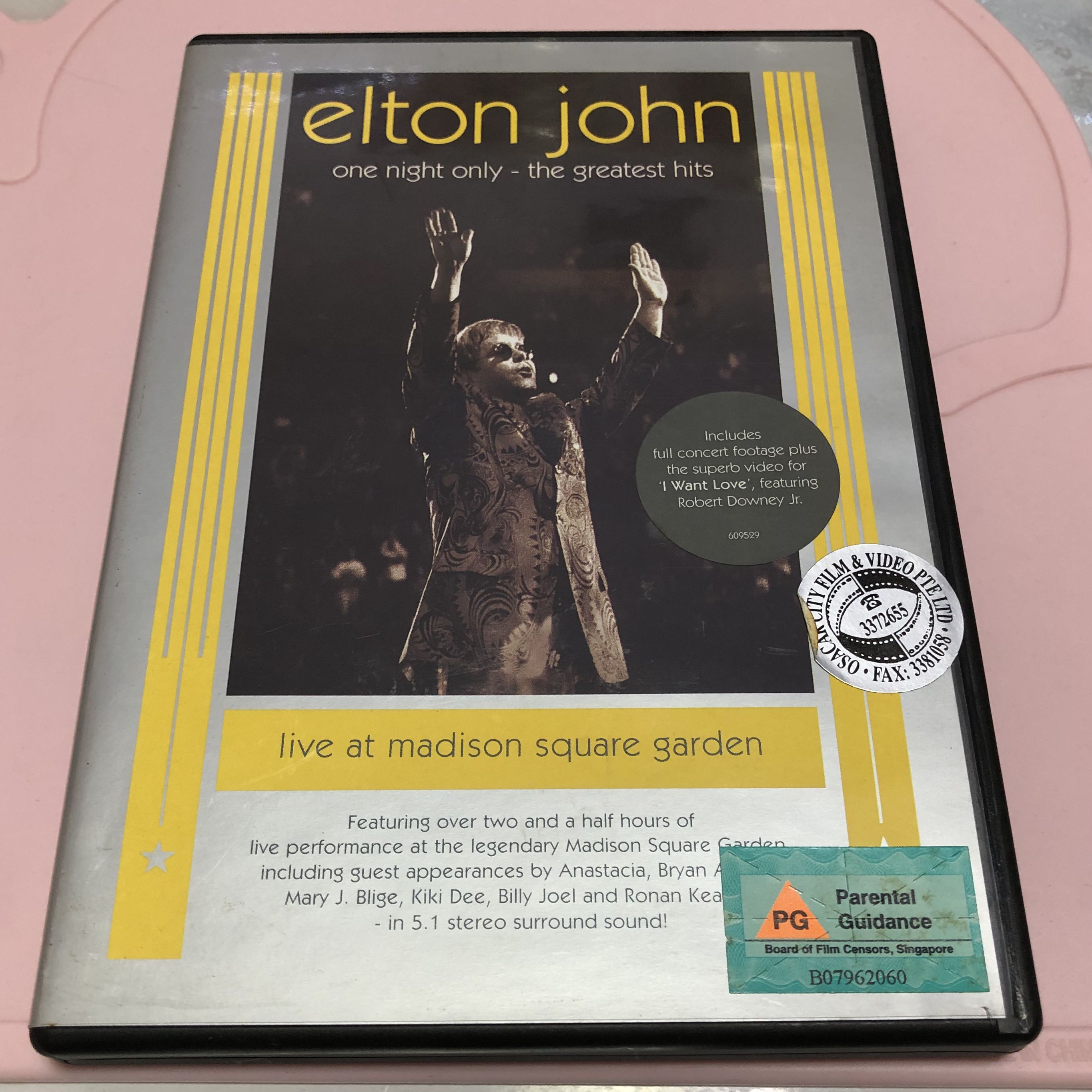 Spec offer - 1DVD•{DVD, VCD & CD} Collectibles Item - elton john