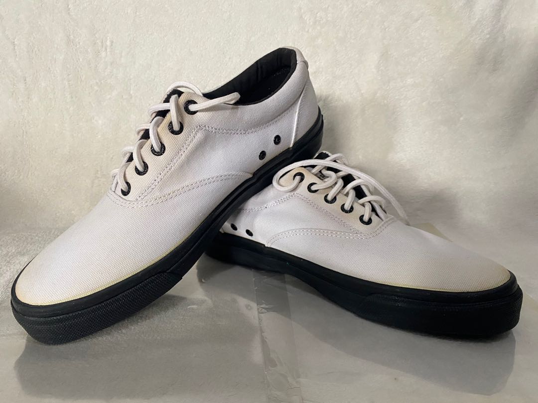 white canvas sperry