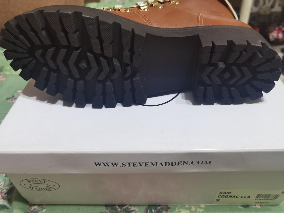 Steve Madden Bam Cognan Leather Boots Size 9 with 1 inch platform