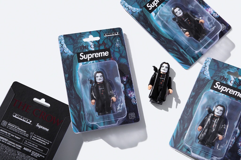 Supreme®/The Crow KUBRICK 100%  3個セット Supreme®/The Crow KUBRICK 100% 3個セット Supreme The Crow Kubrick