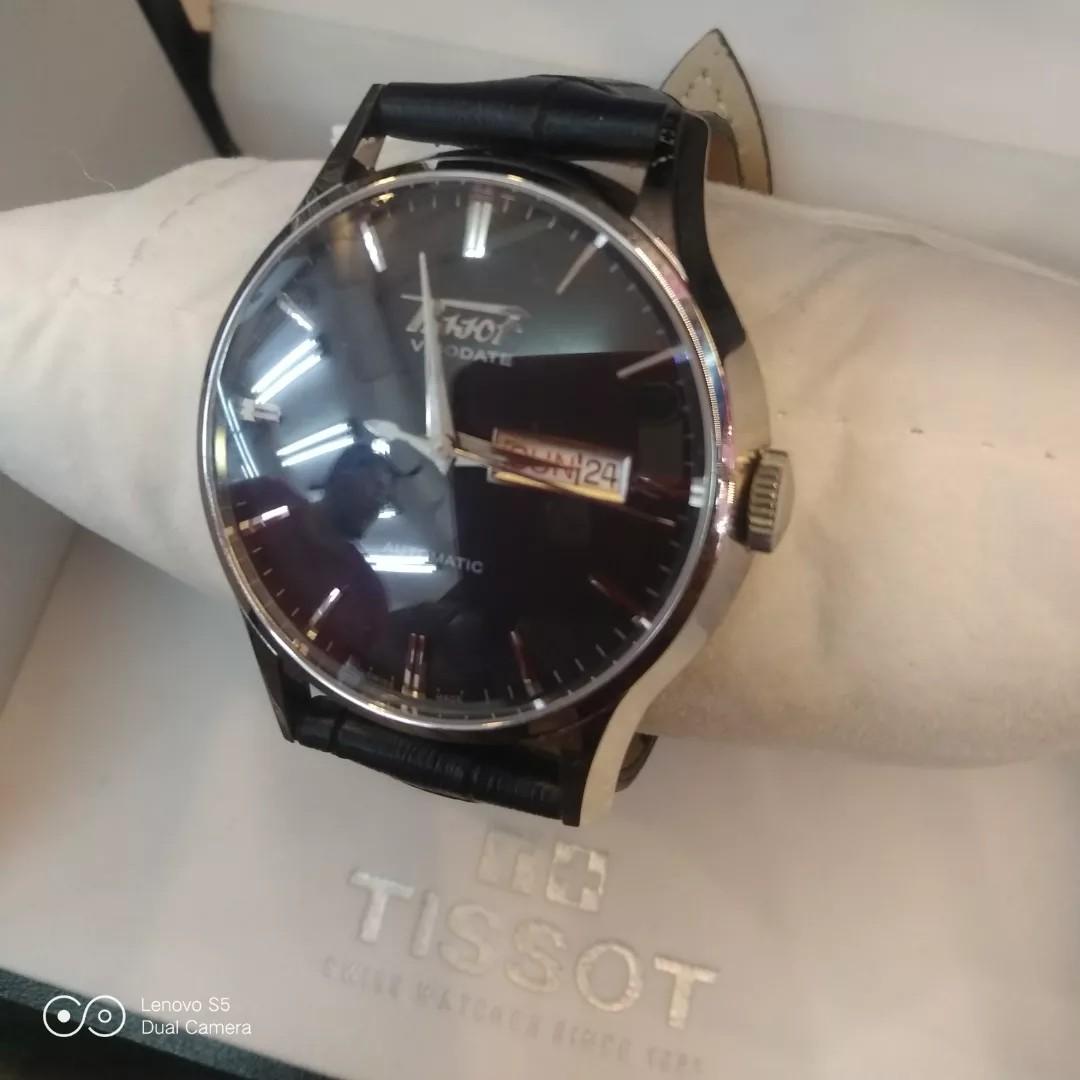 Tissot visodate, Fesyen Pria, Jam 