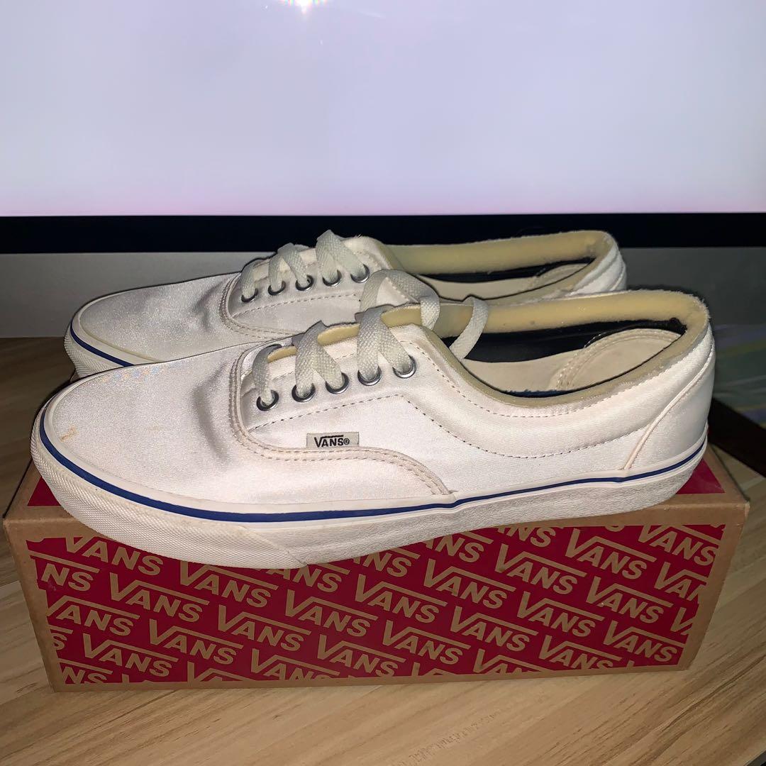 vans authentic broken white