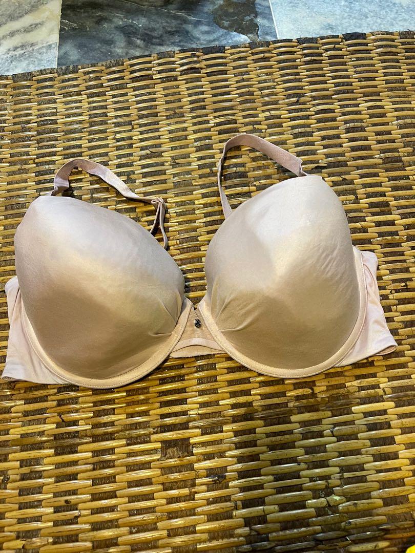 Victoria's Secret bra 38DD/38E/40D, Women's Fashion, Tops