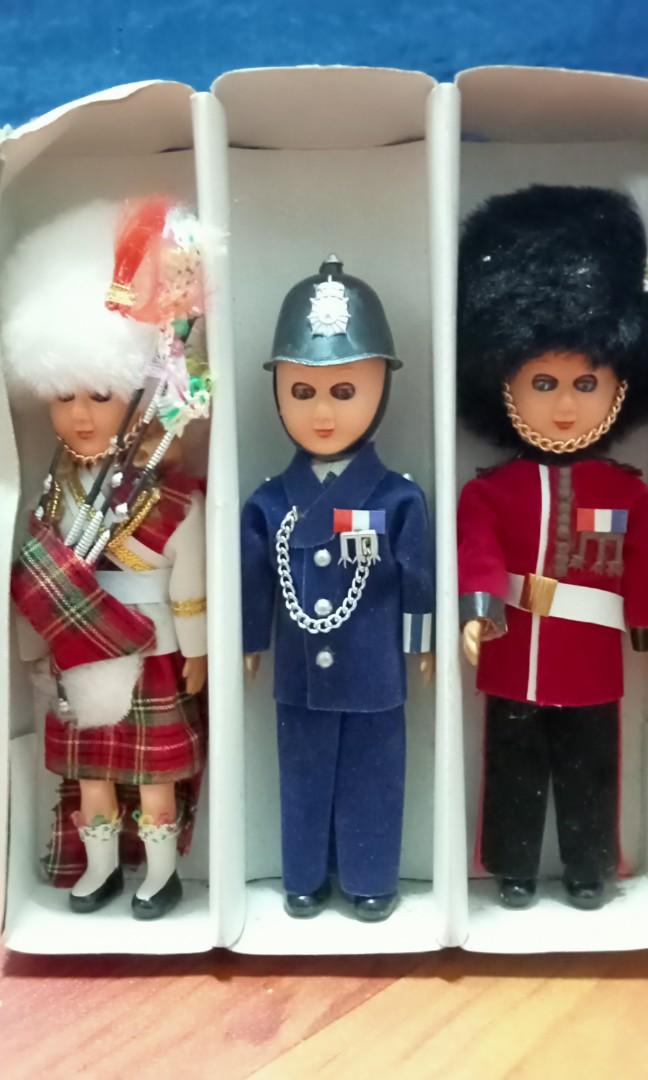 The royal shop parade doll collection