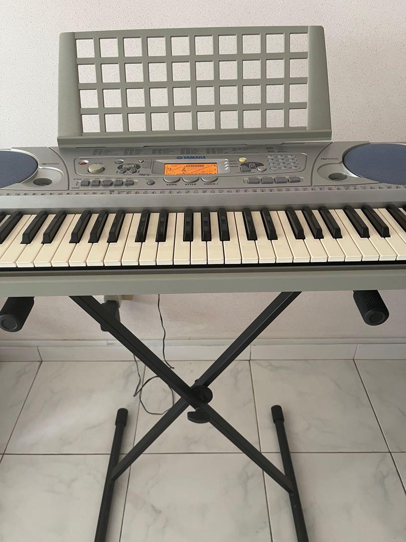 Yamaha Keyboard PSR-275 (digital), Hobbies & Toys, Music & Media