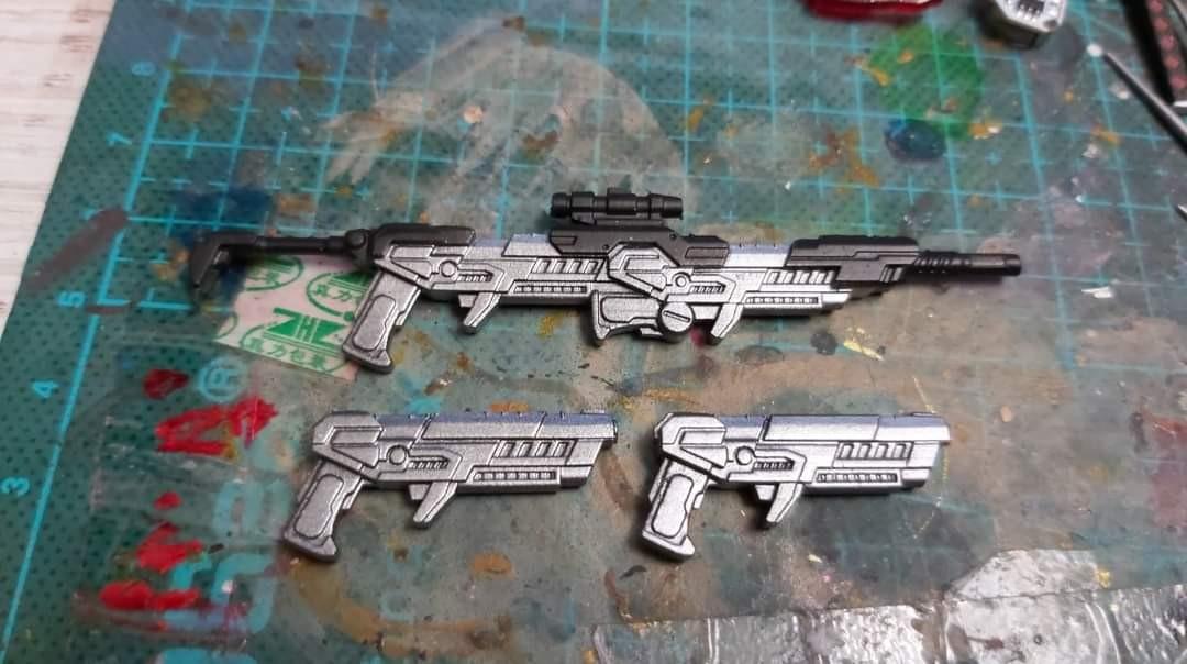 現貨mugen Toys 6寸用配件阿卡漢騎士雙槍及狙擊槍 Bvs 發光矛 興趣及遊戲 玩具 遊戲類 Carousell
