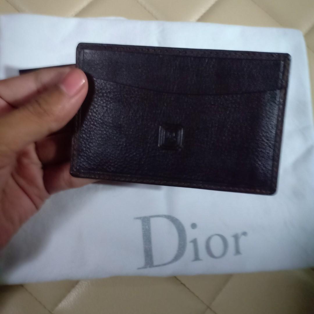Authentic Christian Dior Card holder (Category: Luxury Bags & Wallets) located in Binangonan. Submitted by jfluxury.co (Listing ID 1139652079, Image 2). Description: brand new condition with care cards included no flaws bought in Japan 💯% guaranteed authentic .😊 money back kapag fake .🙂.