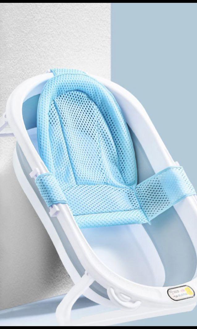 Baby Bath Net (Category: Bathtub & Bath Accessories) located in Quezon City. Submitted by katieeeeeeeeeeeeeeeeee (Listing ID 1139689866, Image 3). Description: Brand new 150 Commonwealth QC lalamove etc COD.