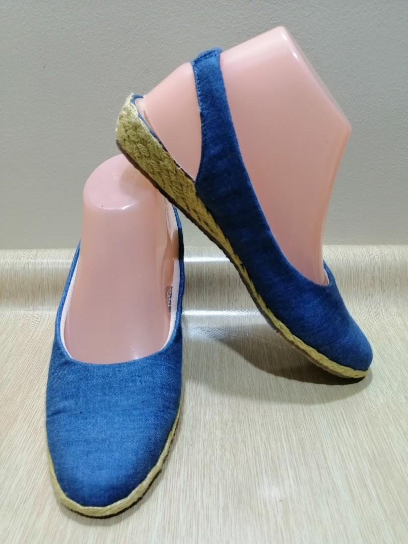 Beacon Size 6 5 Women Ankle Strap Espadrilles Women S Fashion Footwear Flats Sandals On Carousell