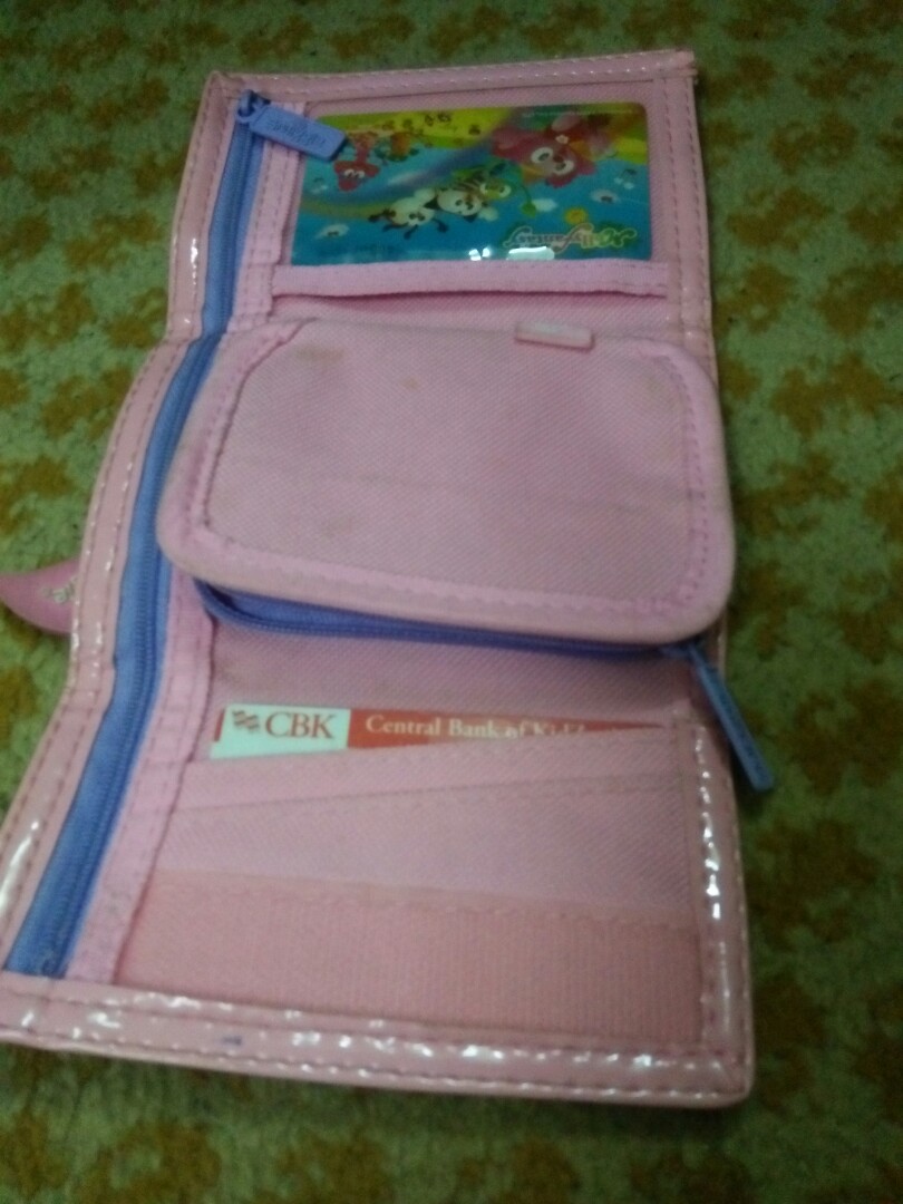 beg dompet smiggle