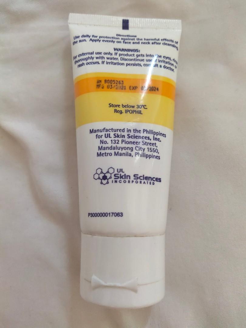 Celeteque Suncare Facial Moisturizer with SPF 15 50mL, Beauty