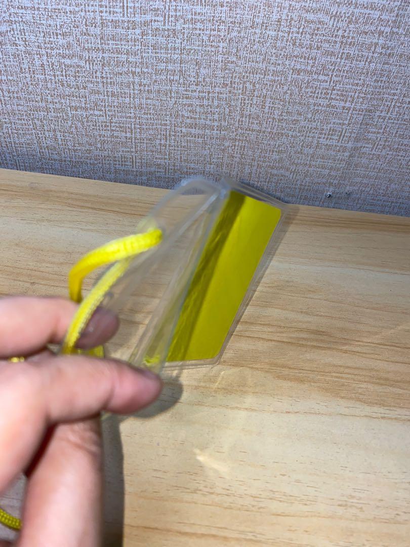 Clear Plastic Press ID Case Lace Lanyard String Yellow A107 (Category: Stationery & School Supplies) located in Paranaque City. Submitted by kalinapraktikalstore (Listing ID 1139831627, Image 2). Description: Brand New Press ID Case Yellow Take all 23 pcs for 120 pesos only with 2 ID Compartment Can fit Two 5.5 cm x 9 cm ID size.