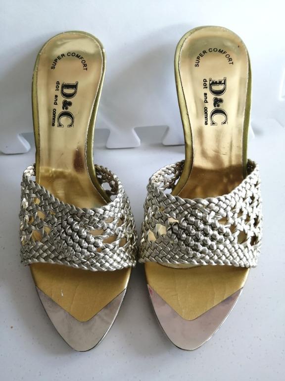 Gold heels clearance size 4