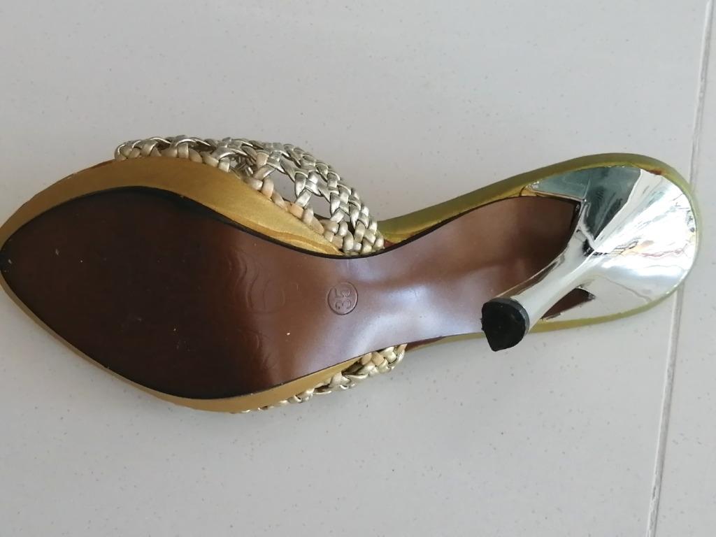 Gold size 2 heels hot sale