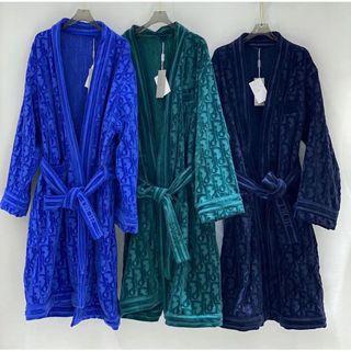 Dior diamond your same bathrobe [Navy Blue] bathrobe is decorated with an iconic obje