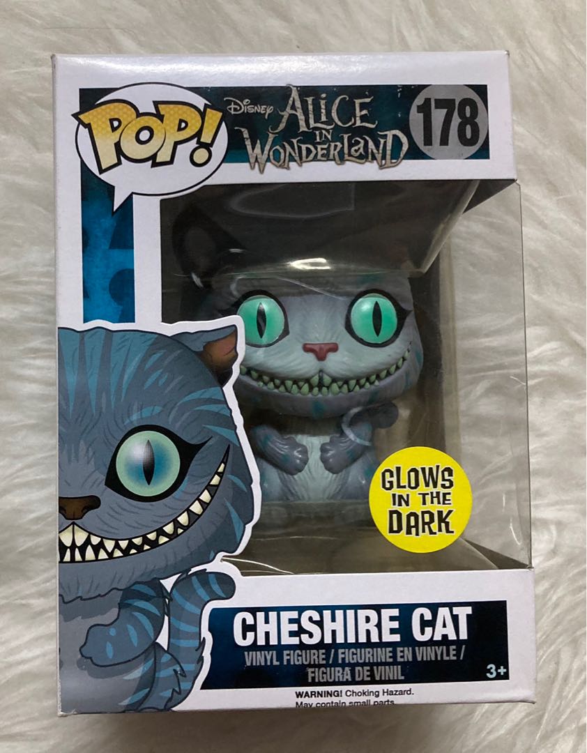 Exclusive Disney Alice in the Wonderland GlowsintheDark Cheshire Cat Funko Pop, Hobbies