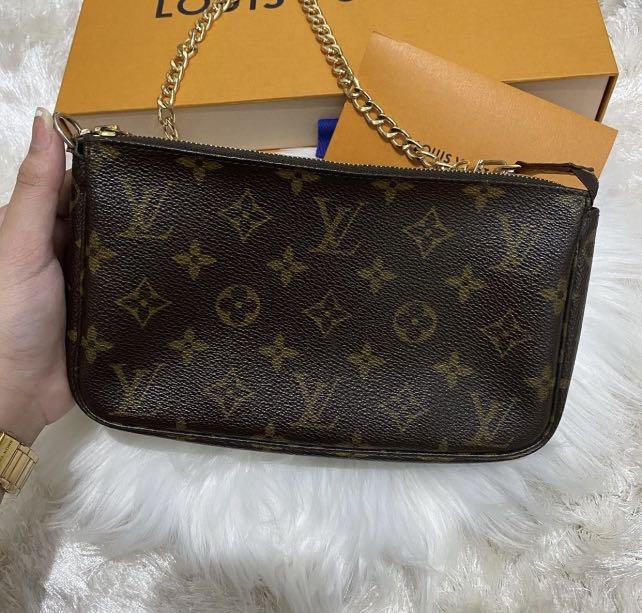 Guaranteed authentic pochette accessoires monogram (Category: Luxury Bags & Wallets) located in Naga. Submitted by akimadison.ph (Listing ID 1139760971, Image 1). Description: Preloved lv pochette accessoires monogram Comes with paperbag and provided long golden chain.