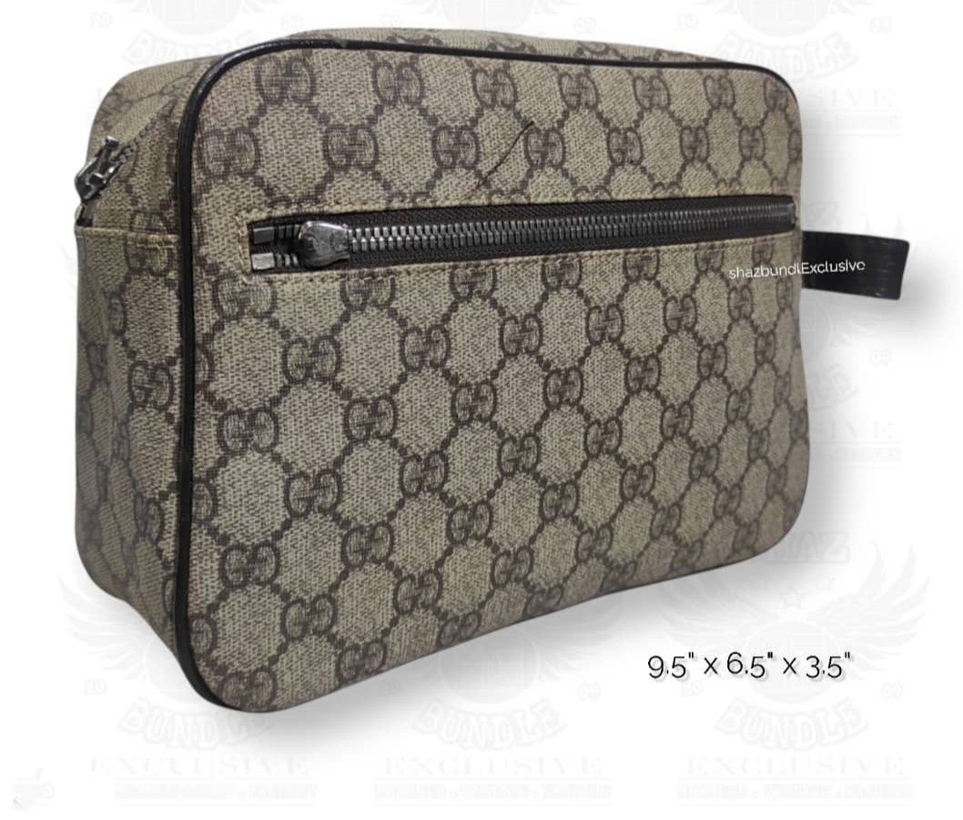 Gucci clutch bag Men s Fashion Watches Accessories Wallets Card Holders on Carousell