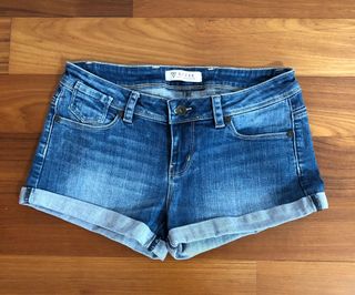 (Category: ) located in . Submitted by manda.seller (Listing ID 1139672661, Image 1). Description: .