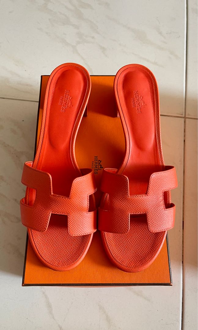 Hermes Oasis Sandals 38.5, Luxury, Sneakers & Footwear on Carousell