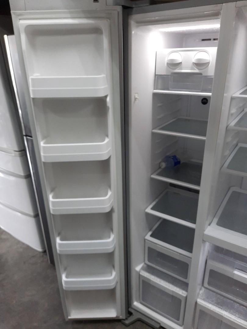 Hitachi glass door side by side refrigerator fridge inverter 600L net warranty 2months, TV