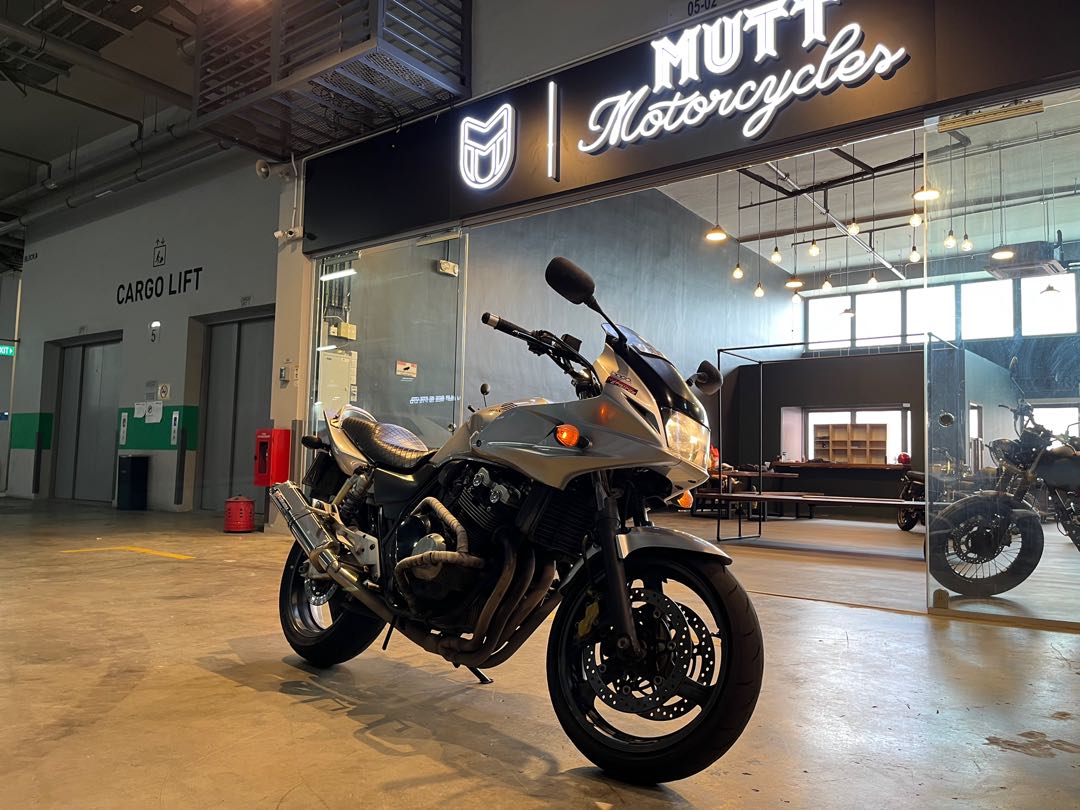 Honda cb400 boldor