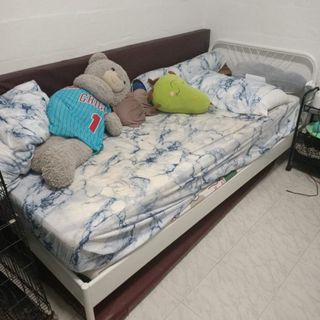 (Category: ) located in . Submitted by lynnyus89 (Listing ID 1139780657, Image 1). Description: .
