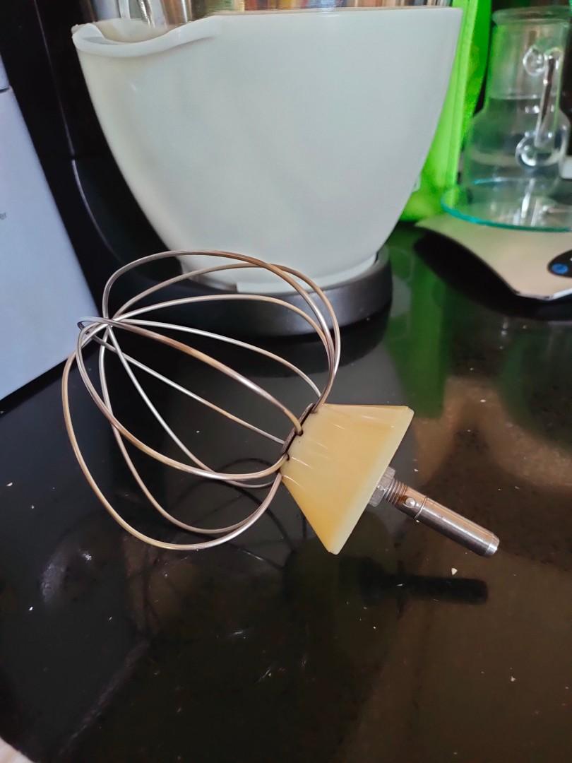 Kenwood chef whisk attachment, TV & Home Appliances, Kitchen Appliances