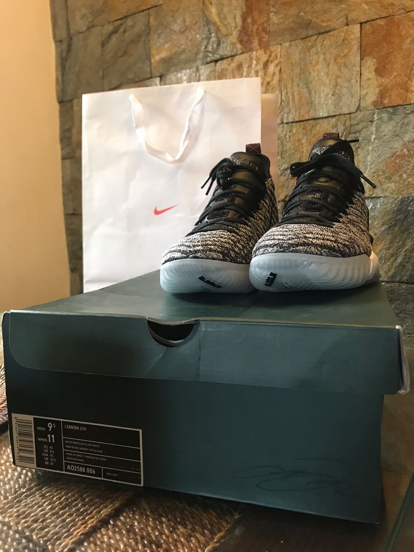 Lebron Oreo, Men's Fashion, Footwear, Sneakers on Carousell