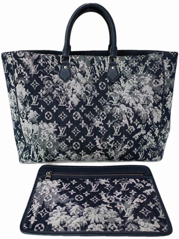 LOUIS VUITTON Women's Grand Sac Tapestry