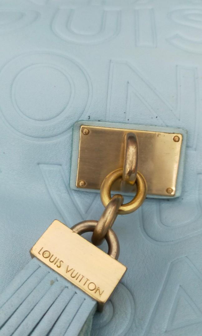 Louis Vuitton Automne Hiver 2008 Collection, Women's Fashion, Bags &  Wallets, Purses & Pouches on Carousell