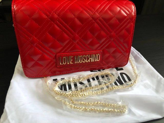 Love Moschino Diamond Quilted Sling Bag Women s Fashion Bags