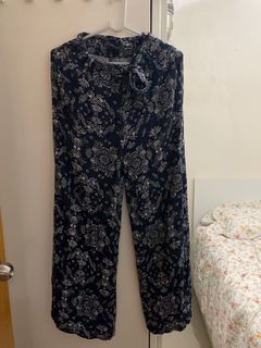 （分類：）位於 。 由 malyonc 提交（商品編號 1139777488，圖片 1）。簡介： 。