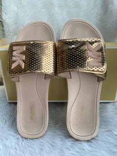 Michael kors slide