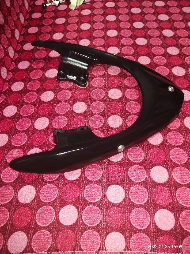 Mio sporty grab bar, Motorbikes, Motorbike Parts & Accessories, Body
