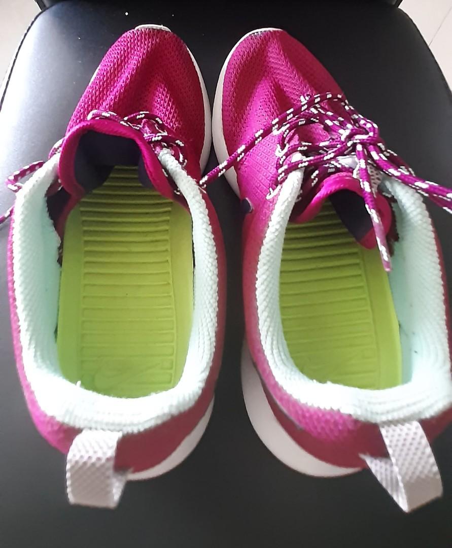 lady nike shoes on sale