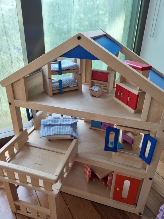 Plan toys terrace dollhouse online