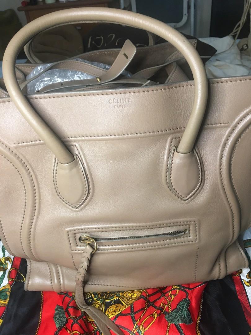 Pre❤💯authentic Celine (Category: Luxury Bags & Wallets) located in Makati City. Submitted by sassygchanel (Listing ID 1139830340, Image 1). Description: my lucky bag🥰, had it cleaned at spa Doctor leather in Makati with receipt, slightly bending due to leather & due to storage but in usable condition with code No dirt on the inside no smell bought from a friend before she migrated negotiable rank B structure not upright selling low Large .