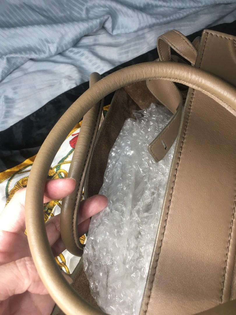 Pre❤💯authentic Celine (Category: Luxury Bags & Wallets) located in Makati City. Submitted by sassygchanel (Listing ID 1139830340, Image 3). Description: my lucky bag🥰, had it cleaned at spa Doctor leather in Makati with receipt, slightly bending due to leather & due to storage but in usable condition with code No dirt on the inside no smell bought from a friend before she migrated negotiable rank B structure not upright selling low Large .