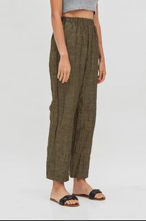 (Category: ) located in . Submitted by cloth (Listing ID 1139826813, Image 1). Description: .